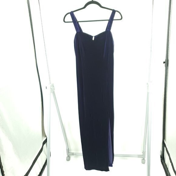 VTG Y2K/90s Onyx Nite Stretch Velvet Midi Dress w/ Rhinestone Embellishment 12p - Picture 1 of 15